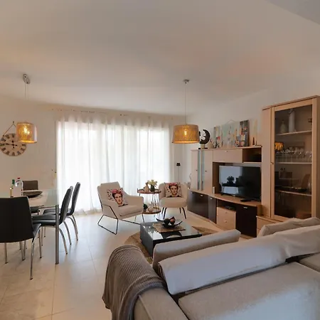 Pompidu Apartman